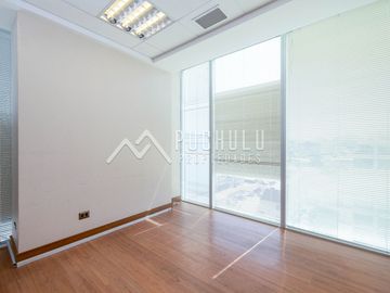 Viña, amplias ofícinas en Libertad, central 3 privados