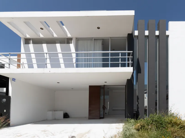 CASA DE OPORTUNIDAD EN CUMBRES DEL LAGO, QUERETARO . RSSIDENCIAL PLUS
