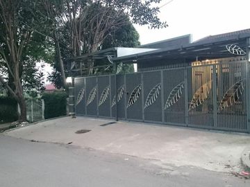 MEWAH Rumah Villa 2 lantai Fasilitas Jogging Track di lembang Cidadap