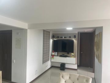 VENDO HERMOSO APARTAMENTO 4TO PISO VALLE DEL LILI SM