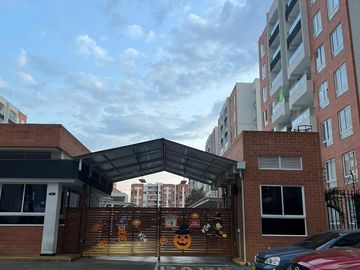 VENDO HERMOSO APARTAMENTO 4TO PISO VALLE DEL LILI SM