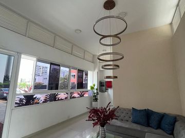 VENDO HERMOSO APARTAMENTO 4TO PISO VALLE DEL LILI SM