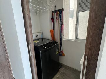 VENDO HERMOSO APARTAMENTO 4TO PISO VALLE DEL LILI SM