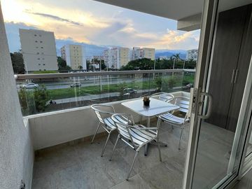 VENDO HERMOSO APARTAMENTO 4TO PISO VALLE DEL LILI SM