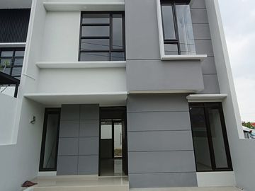 RUMAH BARU MINIMALIS 2 LANTAI DI KOMPLEK EXCLUSIVE CIHANJUANG DEKAT KOI