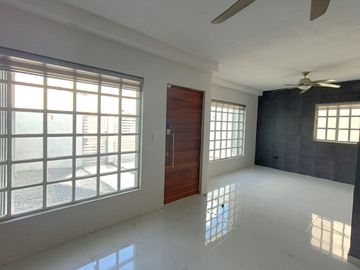 Casa de 4 habitaciónes y piscina privada en venta, Santa Fé, Playa del Carmen, Quintana Roo.