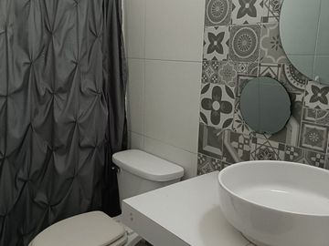 Casa de 4 habitaciónes y piscina privada en venta, Santa Fé, Playa del Carmen, Quintana Roo.