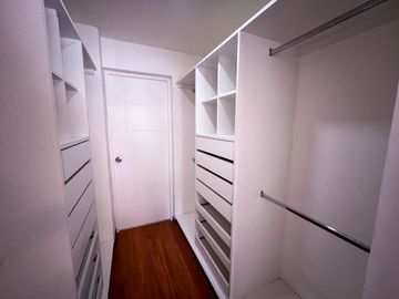 VENTA DEPARTAMENTO  - PRIMER PISO FRENTE A PARQUE – LAS GARDENIAS - SURCO