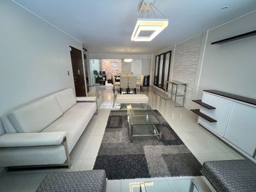VENTA DEPARTAMENTO  - PRIMER PISO FRENTE A PARQUE – LAS GARDENIAS - SURCO