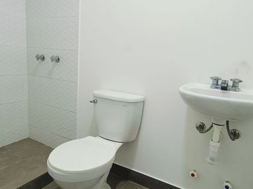 VENDO DEPARTAMENTO EN CHORRILLOS - PRIMER PISO