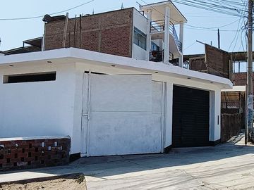 CASA EN VENTA EN LADERAS DE PACHACAMAC