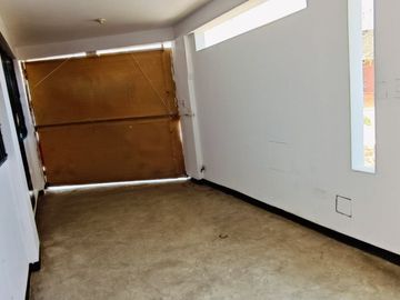 CASA EN VENTA EN LADERAS DE PACHACAMAC