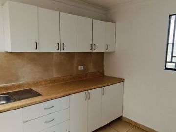 CASA EN VENTA EN LADERAS DE PACHACAMAC
