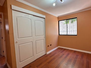 ¡OPORTUNIDAD UNICA ¡ VENDO CASA  DE 4 HABITACIONES Y 2 BAÑOS, SECTOR TRANQUILO, LA SERENA