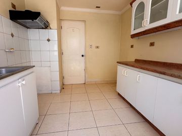¡OPORTUNIDAD UNICA ¡ VENDO CASA  DE 4 HABITACIONES Y 2 BAÑOS, SECTOR TRANQUILO, LA SERENA
