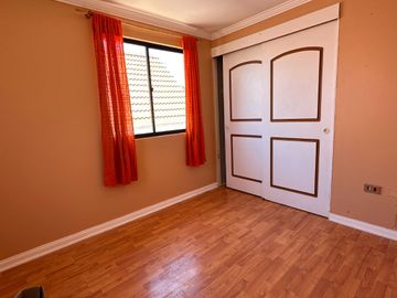 ¡OPORTUNIDAD UNICA ¡ VENDO CASA  DE 4 HABITACIONES Y 2 BAÑOS, SECTOR TRANQUILO, LA SERENA