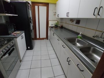 ELEGANTE DPTO. EN ZONA RESIDENCIAL DE MIRAFLORES