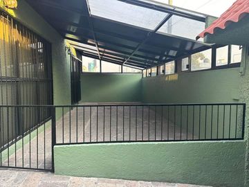 Casa en Venta en  Ciudad Satélite, Naucalpan
