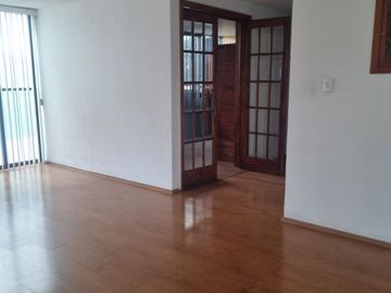 Casa en Venta en  Ciudad Satélite, Naucalpan