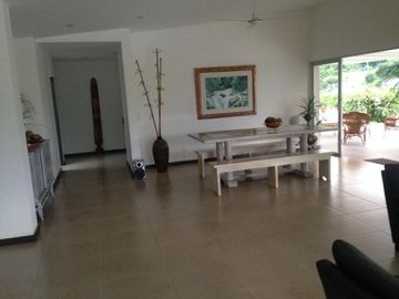 CASA CAMPESTRE Sector San Bernardo del viento (Manizales). Tierra calidad antes del peaje