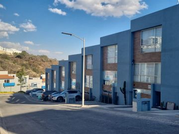 Casa en venta en Bosque Esmeralda, Bosque de Acanto, Atizapan