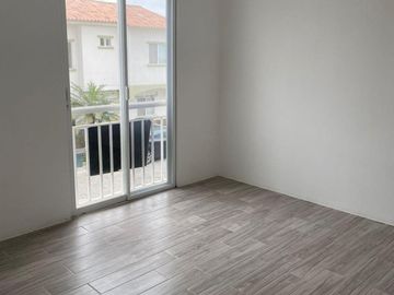 CASA DE VENTA,  EN URB.L'OGARE , CANTON SALITRE, ECUADOR