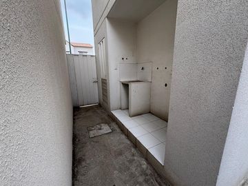 CASA DE VENTA,  EN URB.L'OGARE , CANTON SALITRE, ECUADOR