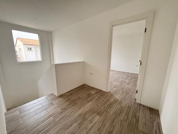 CASA DE VENTA,  EN URB.L'OGARE , CANTON SALITRE, ECUADOR