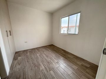CASA DE VENTA,  EN URB.L'OGARE , CANTON SALITRE, ECUADOR