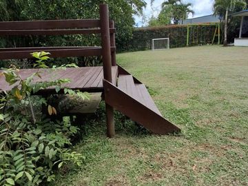 Se vende cómoda y lujosa casa en condominio rural en Pereira, sector pueblito cafetero