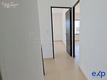 Casa de 2 pisos y 2 recámaras en venta en Conkal Yucatan - Entrega inmediata - ACEPTAMOS INFONAVIT