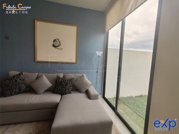 Casa de 3 recámaras en venta, en Privada Residencial con amenidades en Conkal, Yucatán - Entrega diciembre 2024