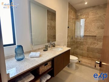 Casa de 2 recámaras en PREVENTA a 20 meses, en Privada Residencial con amenidades en Conkal, Yucatán - Entrega 2do semestre del 2026