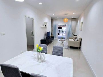 Townhome for sale, newly renovated, Mae Hia, Mueang District, Chiang Mai, can walk to Sarasas Witaed Lanna School.