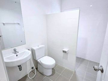 Townhome for sale, newly renovated, Mae Hia, Mueang District, Chiang Mai, can walk to Sarasas Witaed Lanna School.