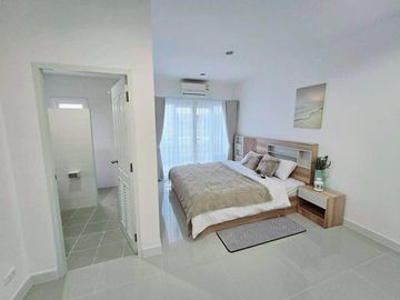 Townhome for sale, newly renovated, Mae Hia, Mueang District, Chiang Mai, can walk to Sarasas Witaed Lanna School.