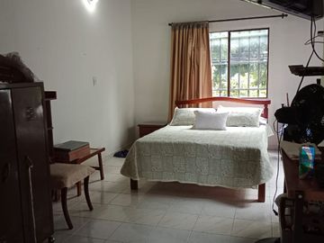VENDO CASA EN EL SUR JORDAN