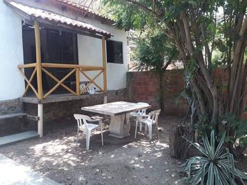 VENTA DE CABAÑA EN PUERTO VELERO, ATLANTICO - LOTE DE 600 M², DISEÑO IDEAL PARA VACACIONAR