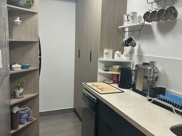 VENTA DE HERMOSO DUPLEX CON AMPLIA TERRAZA EN MAGDALENA LIMITE CON SAN ISIDRO