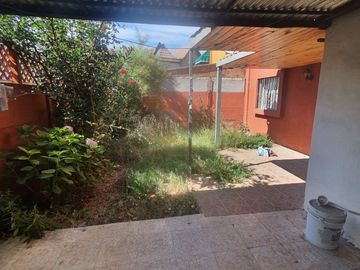 Venta De Casa De 3 Pisos En Pudahuel