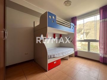Departamento Amplio, Funcional Y Acogedor En La Molina