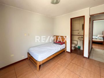 Departamento Amplio, Funcional Y Acogedor En La Molina