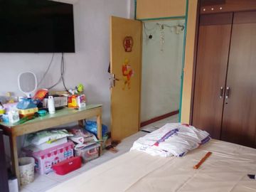 Dijual Rumah 3 Lantai di Jalan Pembangunan Iv, Glugur Darat Ii, Kota Medan