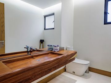 INCREIBLE CASA EN UNO DE LOS CONDOMINIOS MAS EXCLUSIVOS DE SAN ÁNGEL, CDMX.