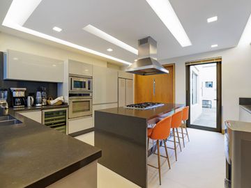 INCREIBLE CASA EN UNO DE LOS CONDOMINIOS MAS EXCLUSIVOS DE SAN ÁNGEL, CDMX.