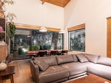 INCREIBLE CASA EN UNO DE LOS CONDOMINIOS MAS EXCLUSIVOS DE SAN ÁNGEL, CDMX.