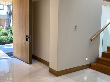 INCREIBLE CASA EN UNO DE LOS CONDOMINIOS MAS EXCLUSIVOS DE SAN ÁNGEL, CDMX.
