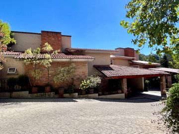 VIVE EN LOMAS DE VISTA HERMOSA CON UNA VISTA DE ENSUEÑO!