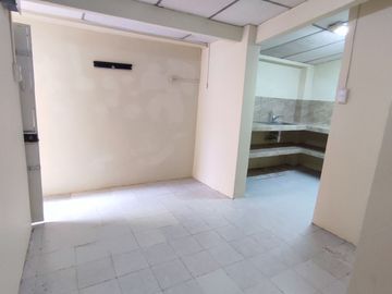 SE VENDE CASA CON SUITE y PARQUEO EN LA PRADERA 1, SUR DE GUAYAQUIL