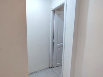SE VENDE CASA CON SUITE y PARQUEO EN LA PRADERA 1, SUR DE GUAYAQUIL